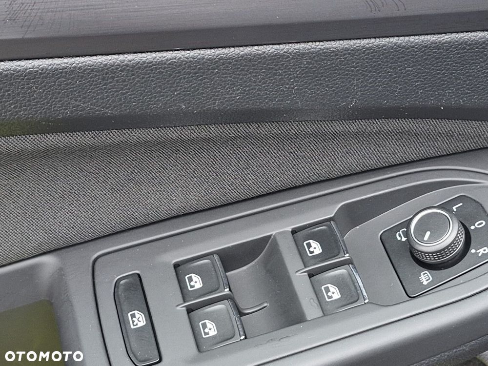 Volkswagen Golf Variant 2.0 TDI Style DSG - 12