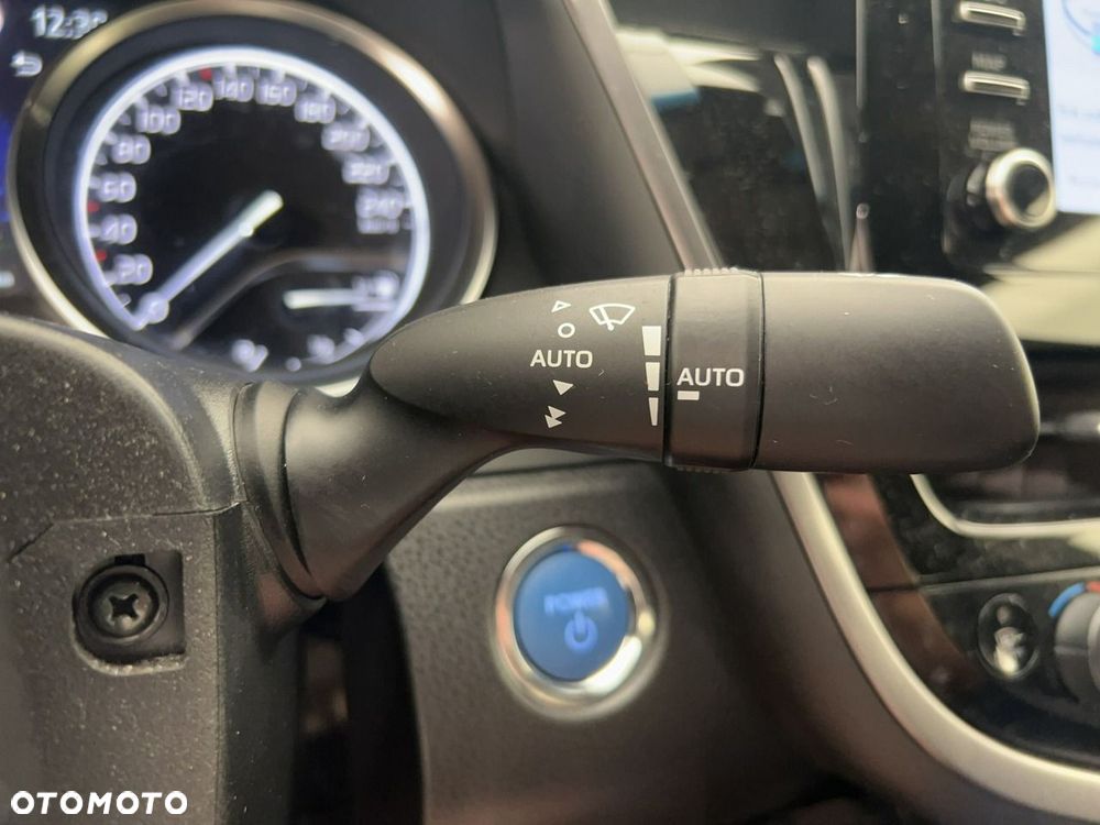 Toyota Camry - 24