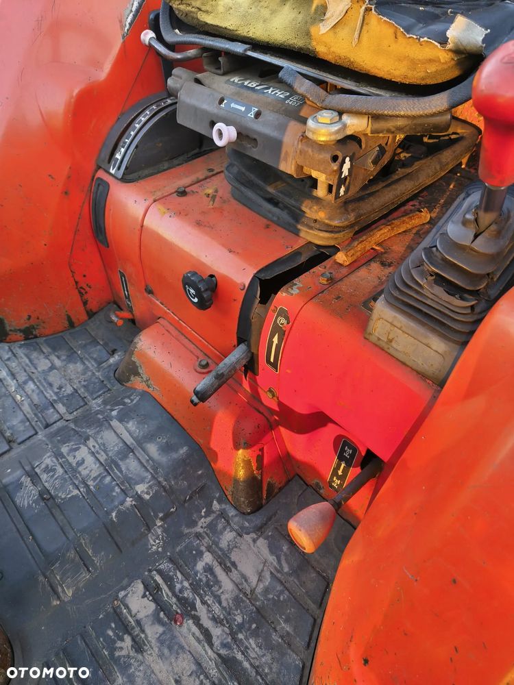 Kubota L 4200 - 18