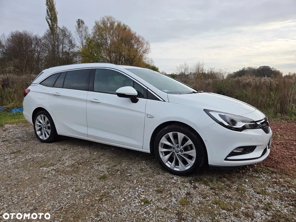 Opel Astra 1.6 D (CDTI) Sports Tourer Innovation - 2