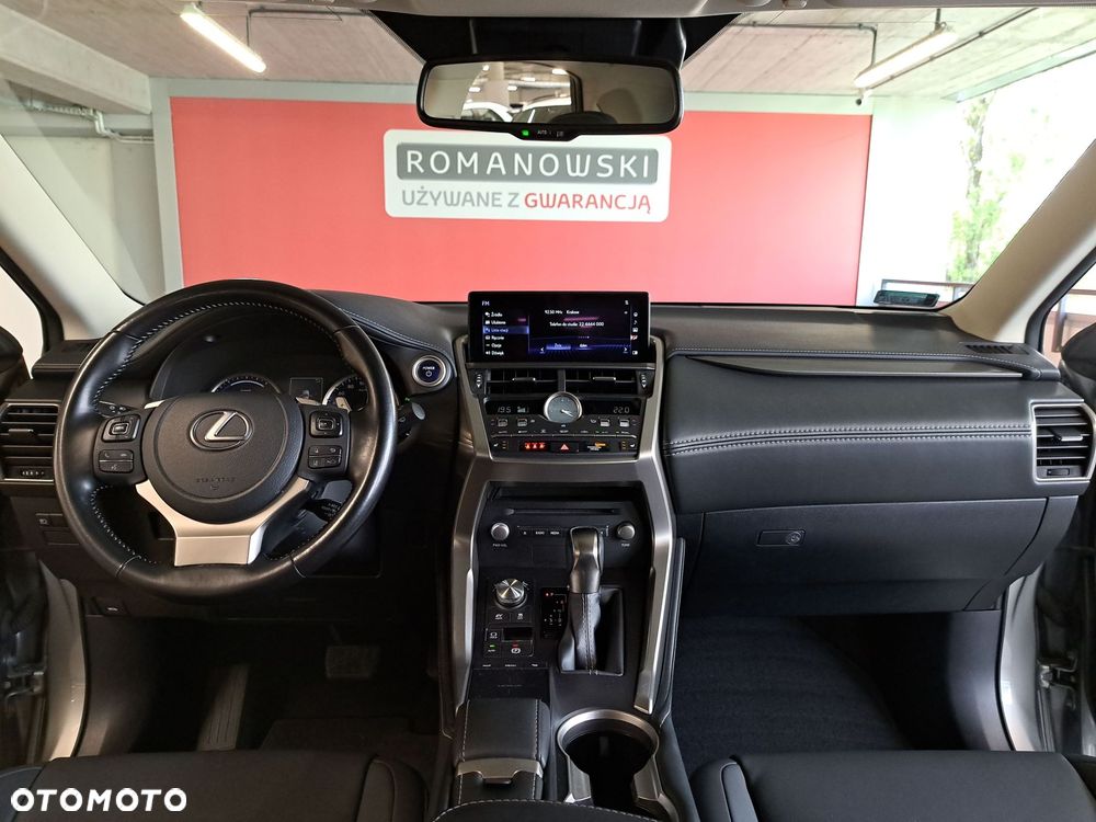 Lexus NX 300h F Impression AWD - 19