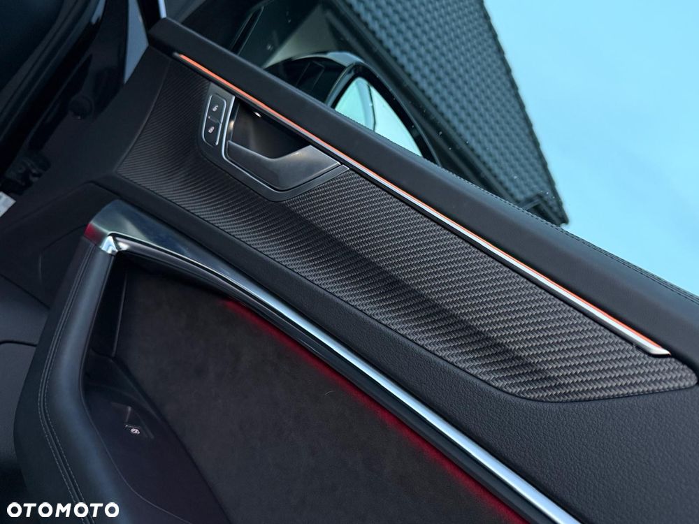Audi RS6 Avant TFSI mHEV Quattro Performance Tiptronic - 13