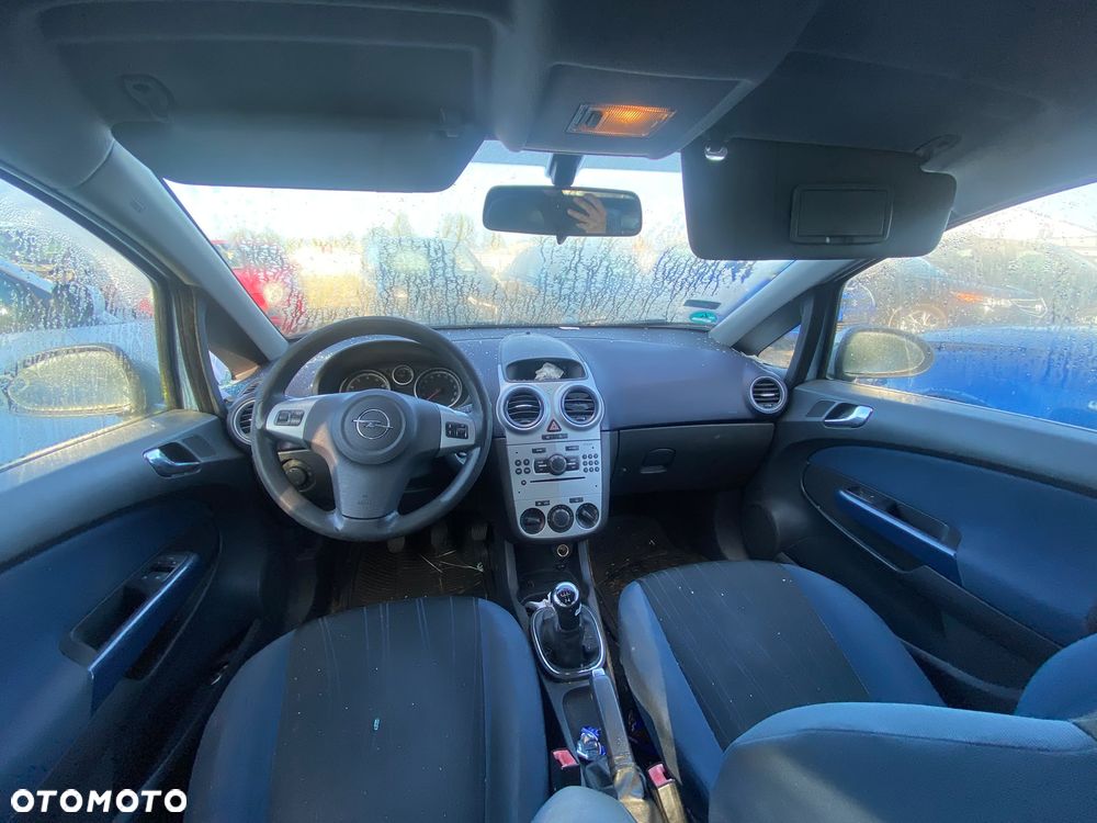 229 / Opel Corsa D /  Na Części / - 4