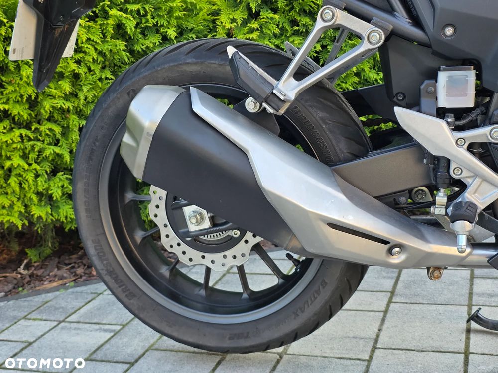 Honda CB - 11