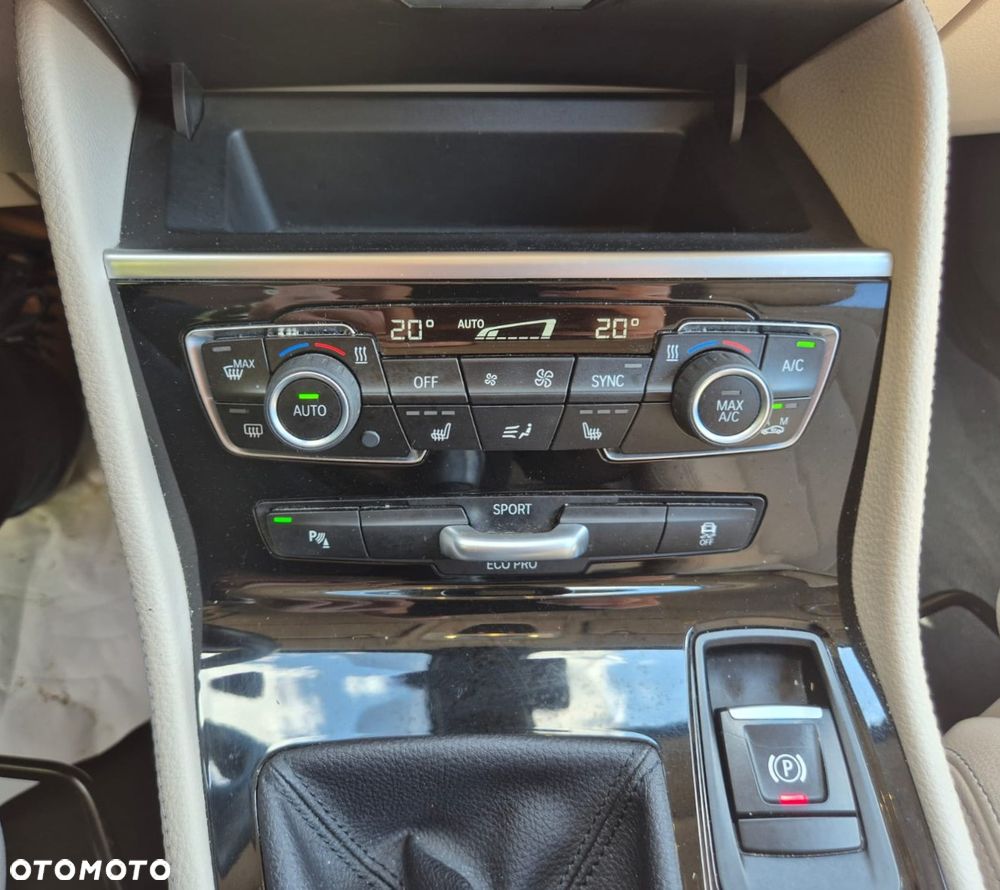 BMW Seria 2 218i GT Luxury Line - 22