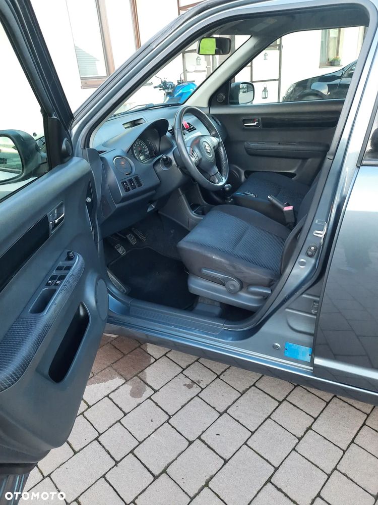 Suzuki Swift - 14