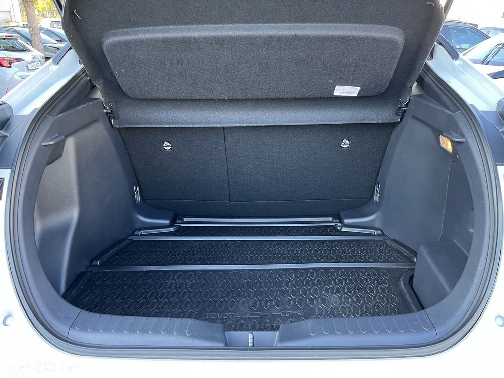 Toyota C-HR 2.0 Hybrid Dynamic Force Style - 32