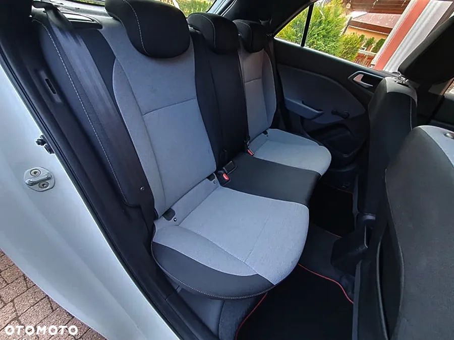 Hyundai i20 - 35