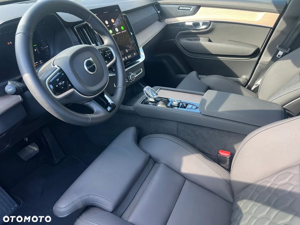 Volvo XC 90 T8 AWD Plus Dark - 36