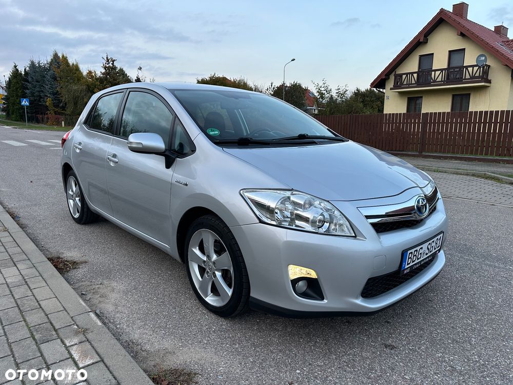 Toyota Auris 2011 photo 5
