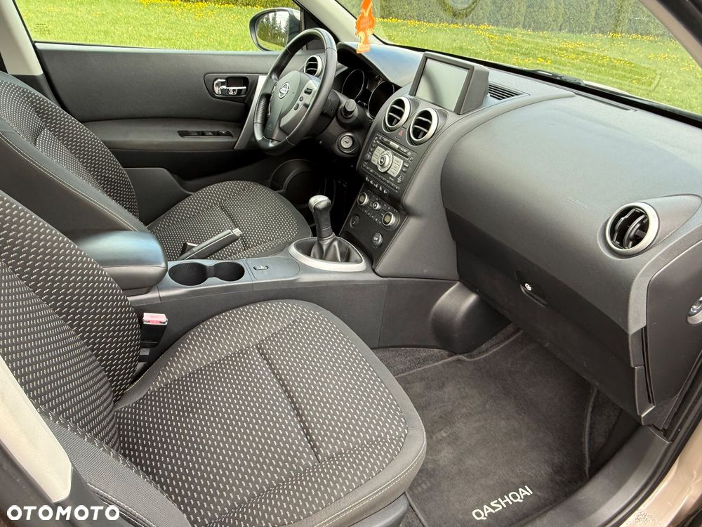 Nissan Qashqai - 34