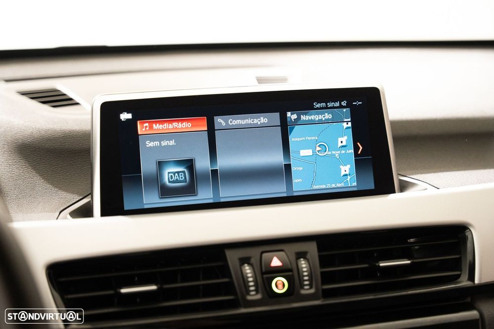 BMW X1 25 e xDrive Corporate Edition - 19