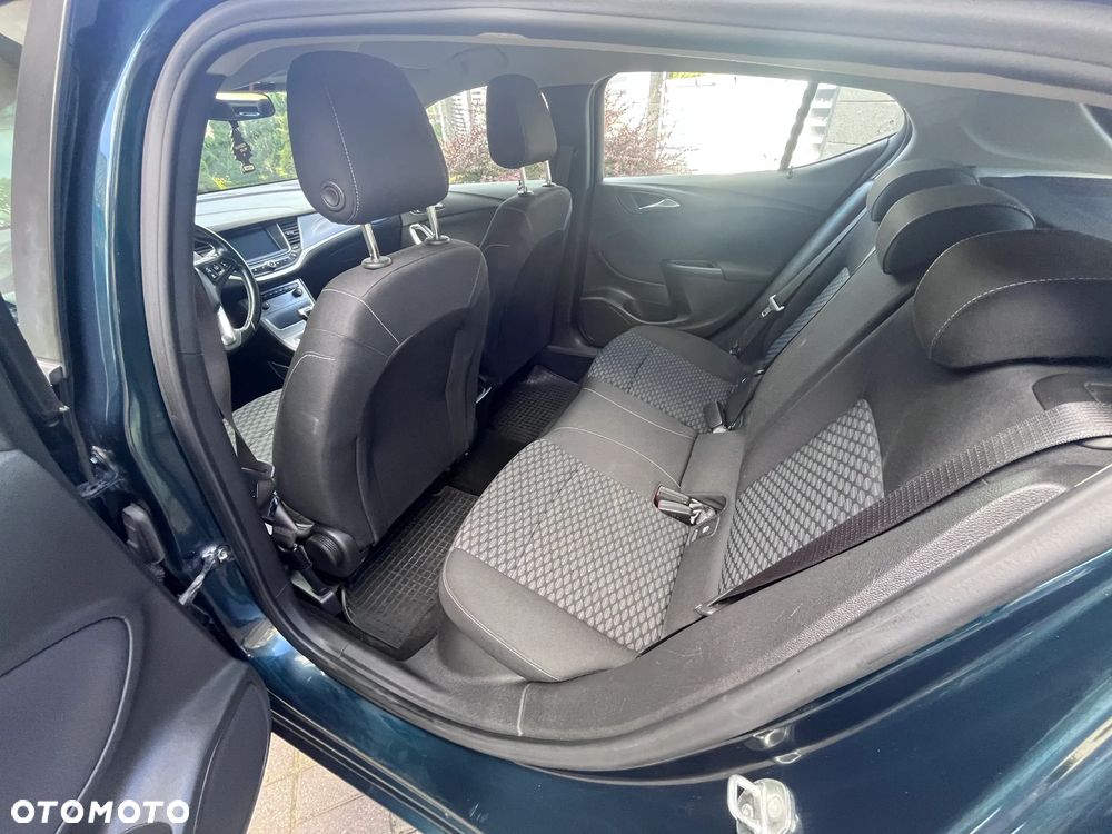 Opel Astra 1.4 T Dynamic - 10