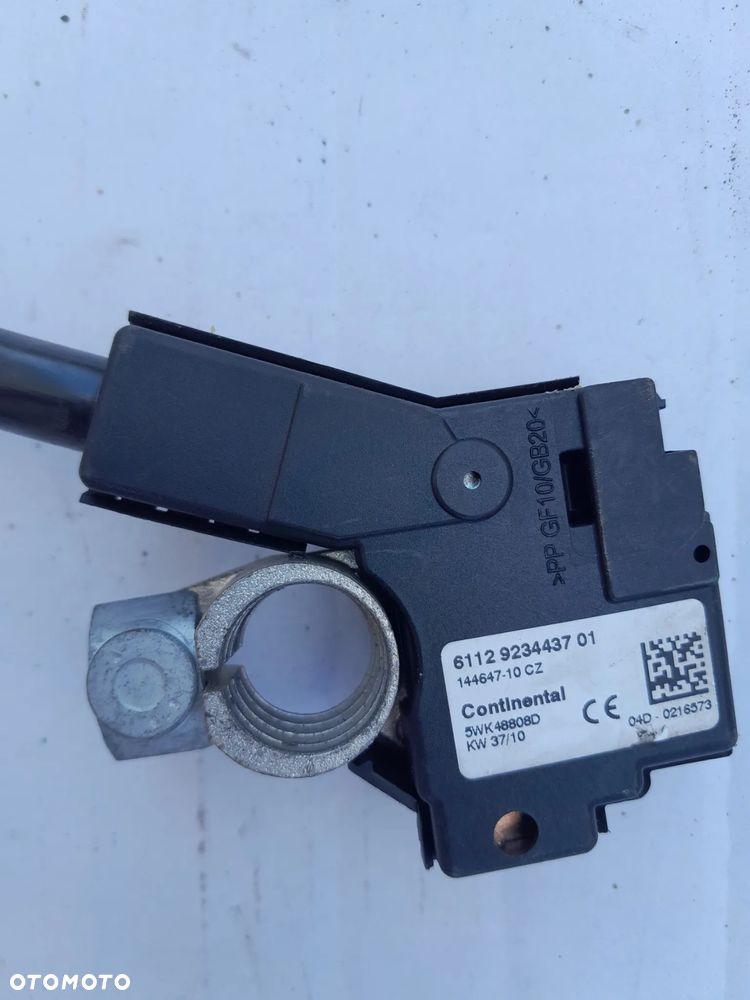 Klema minusowa 9234437 BMW 5 GT F07 - 2