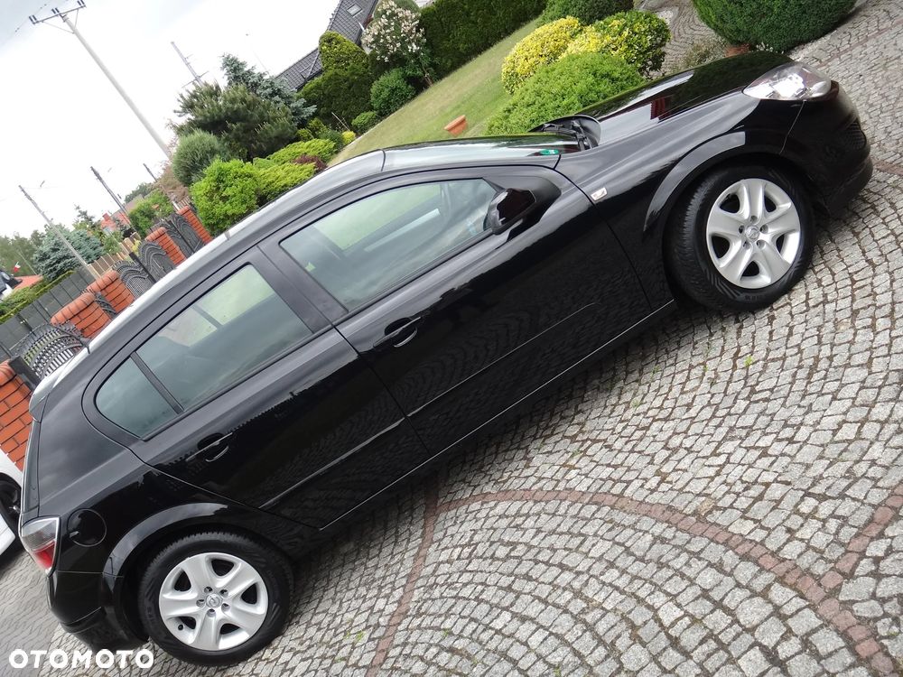 Opel Astra 1.6 Innovation - 17