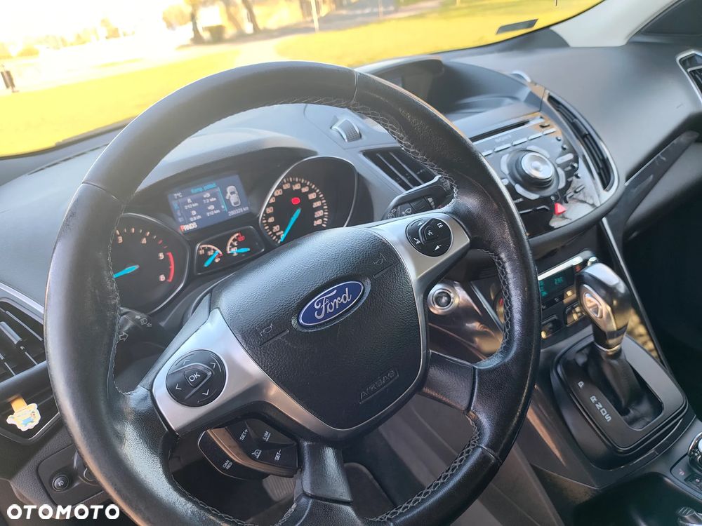 Ford Kuga 2.0 TDCi 4x4 Titanium - 8