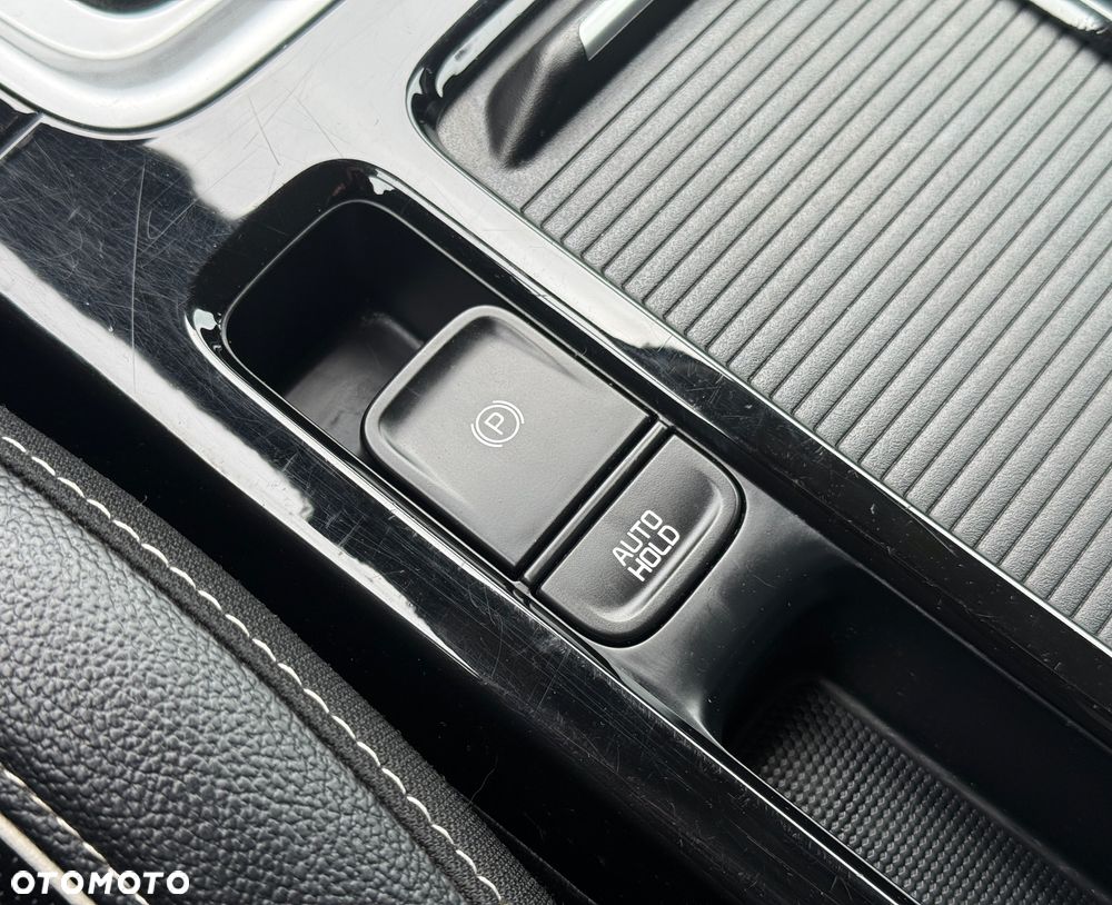 Kia XCeed 1.5 T-GDI OPF DCT7 PLATINUM EDITION - 32