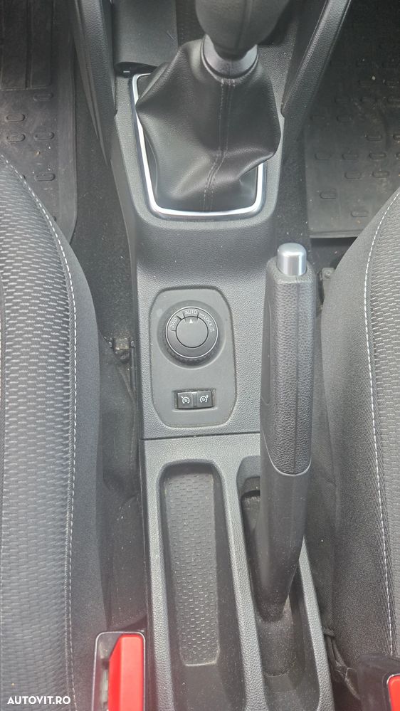 Dacia Duster 1.5 Blue dCi 4WD Comfort - 6