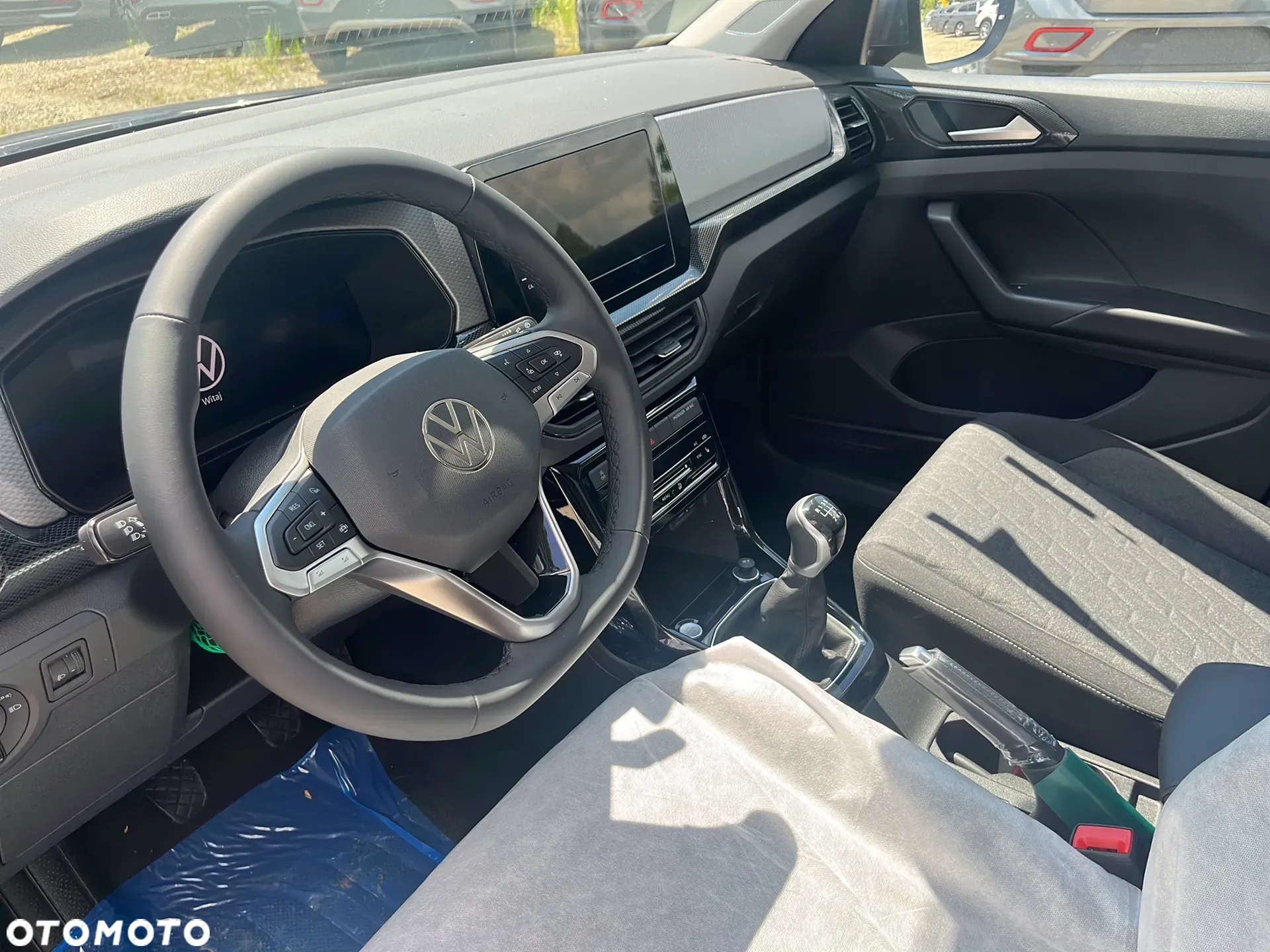 Volkswagen T-Cross 1.0 TSI Life Plus DSG - 9