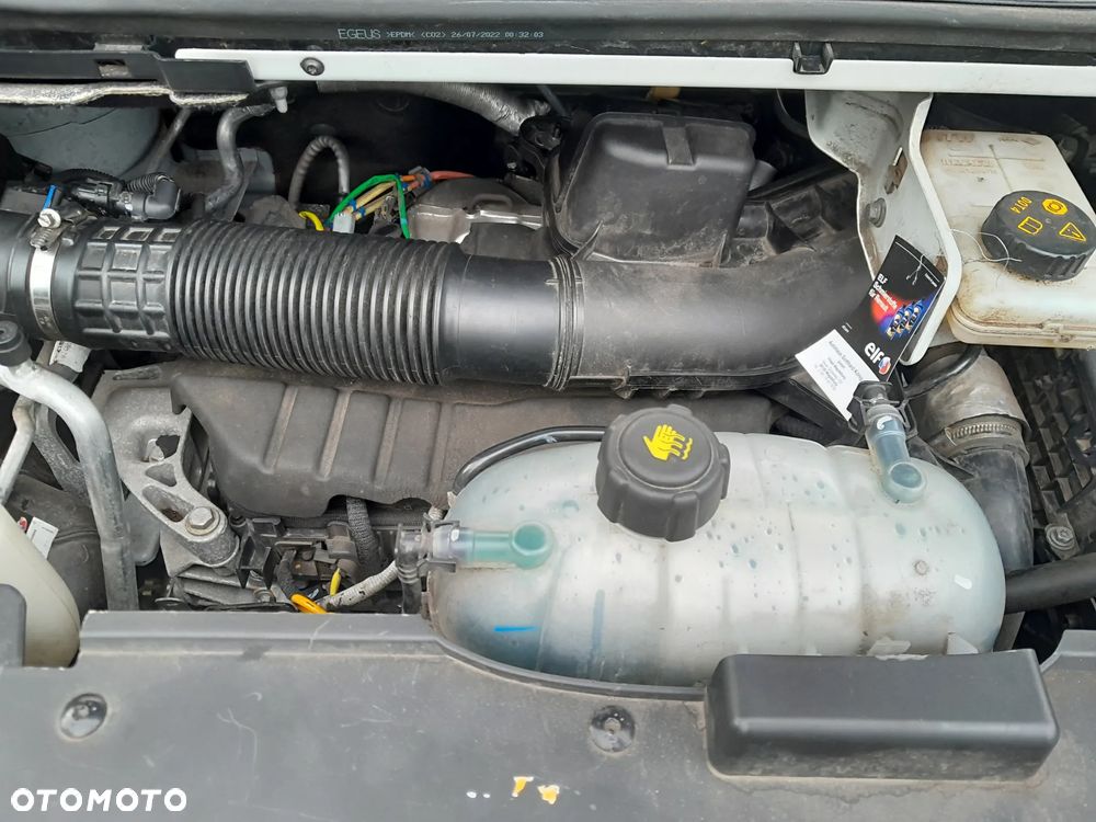 Renault Trafic - 22