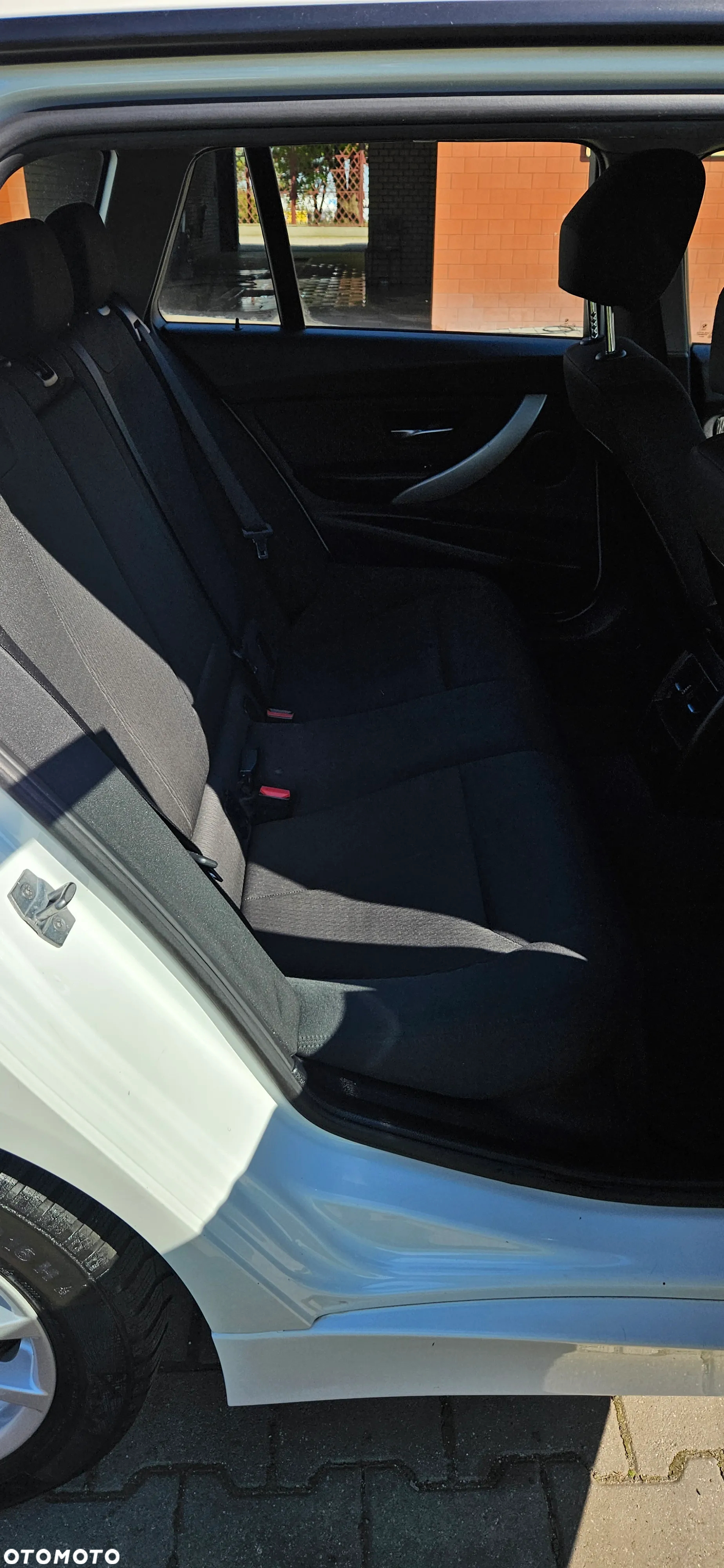 BMW Seria 3 320d Sport Line - 12