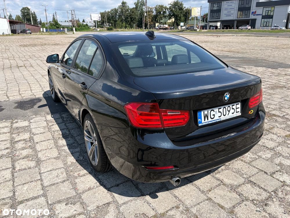 BMW Seria 3 316d - 2