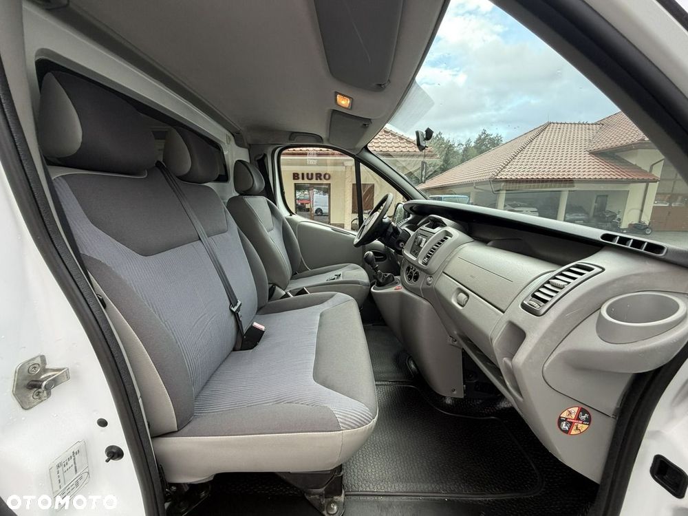 Opel Vivaro - 15