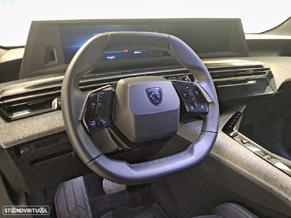 Peugeot 5008 1.2 Hybrid Allure e-DCS6 - 12