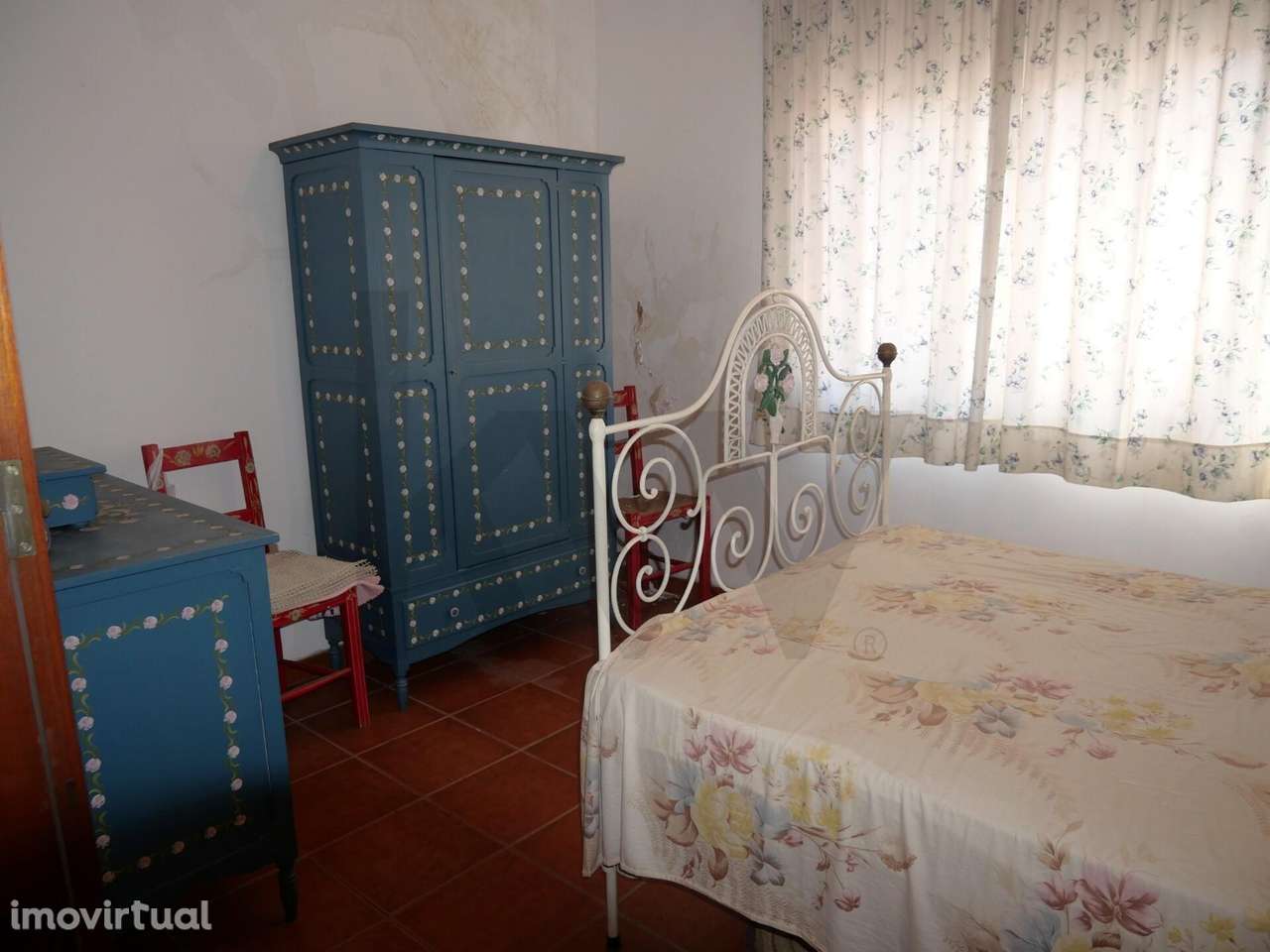 Moradia T1 tradicional com 60m2 e com armazém de 60m2 no centro de Por - Grande imagem: 5/23