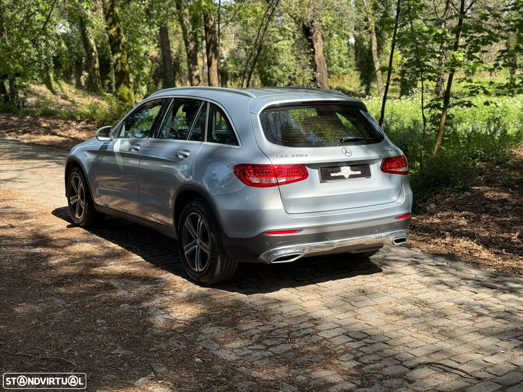 Mercedes-Benz GLC 220 d 4Matic 9G-TRONIC AMG Line - 30