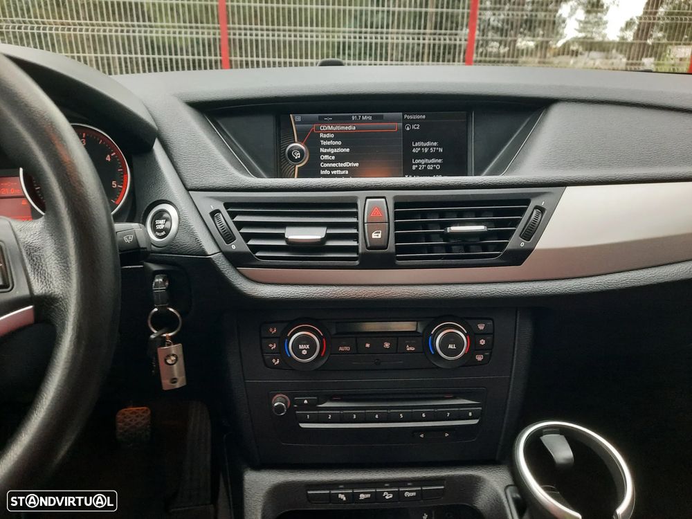 BMW X1 18 d xDrive Line Sport - 38