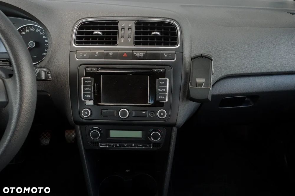 Volkswagen Polo 1.4 16V Highline - 21