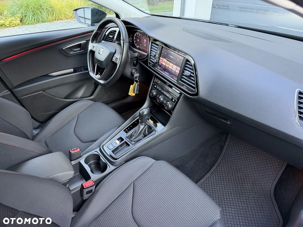 Seat Leon 1.5 eTSI FR DSG - 24