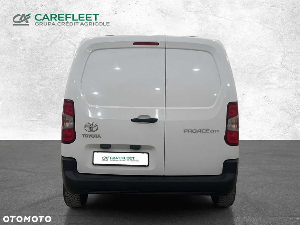 Toyota Proace City - 7