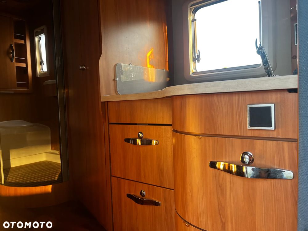 Hymer-Eriba T 554 CL - 32