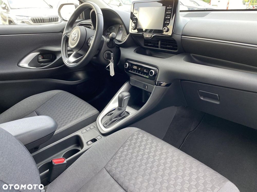 Toyota Yaris - 19
