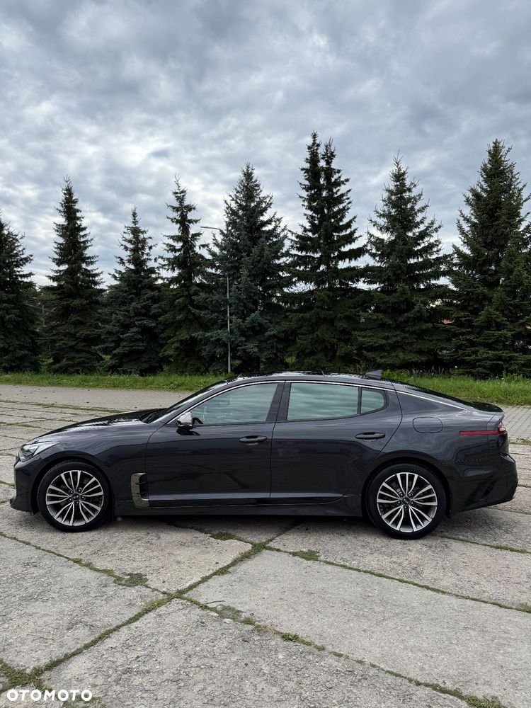 Kia Stinger 2.0 T-GDI GT Line - 6