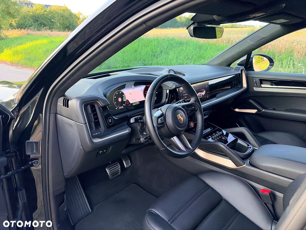 Porsche Cayenne Turbo E-Hybrid PHEV GT - 15