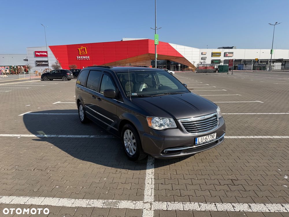 Chrysler Town & Country 3.6 Touring - 2
