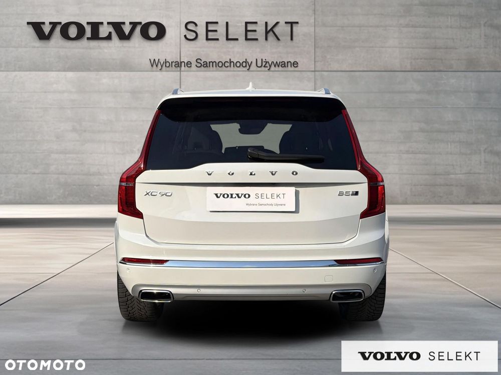 Volvo XC 90 - 7