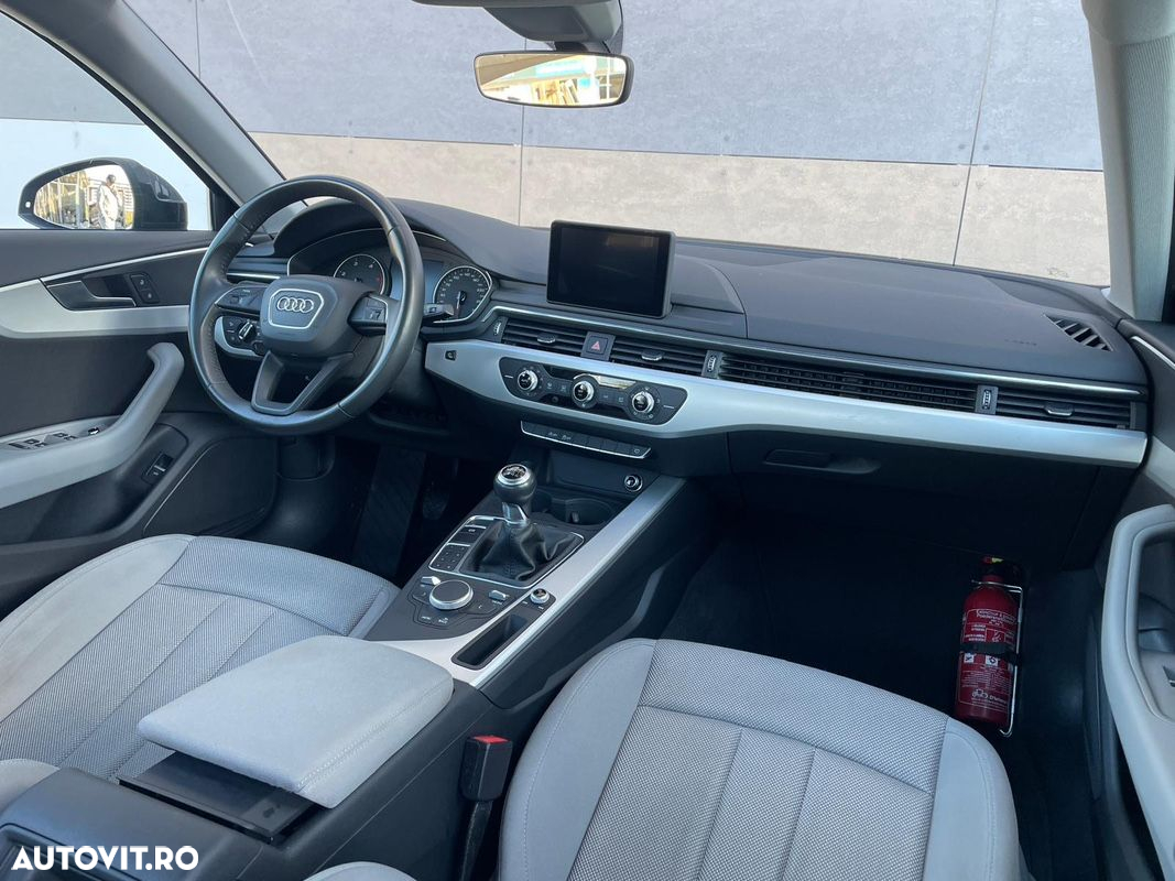 Audi A4 2.0 TDI Design - 7