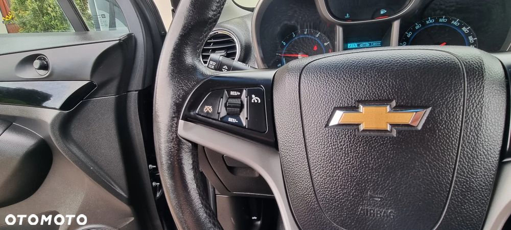Chevrolet Orlando - 24