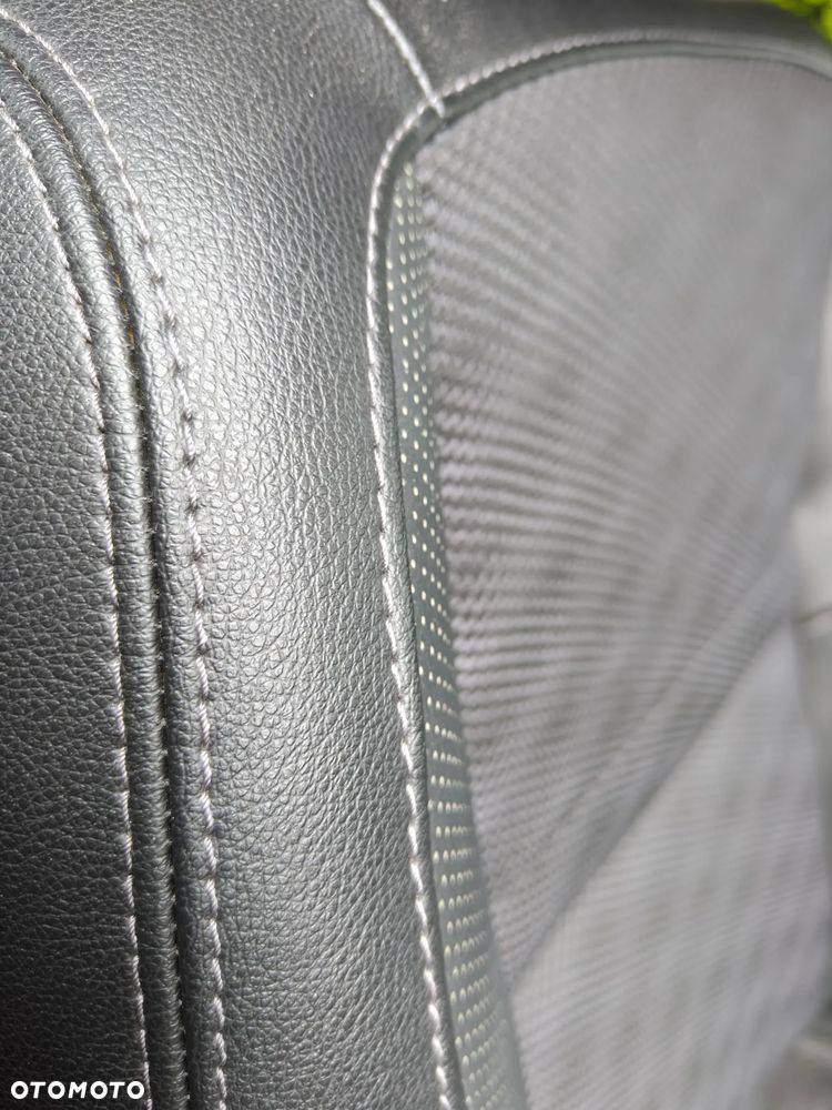 Nissan Qashqai 1.6 DCi 4x4 Tekna EU6 - 15