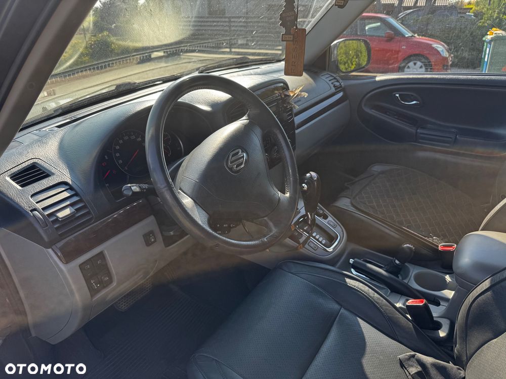 Suzuki Grand Vitara - 8