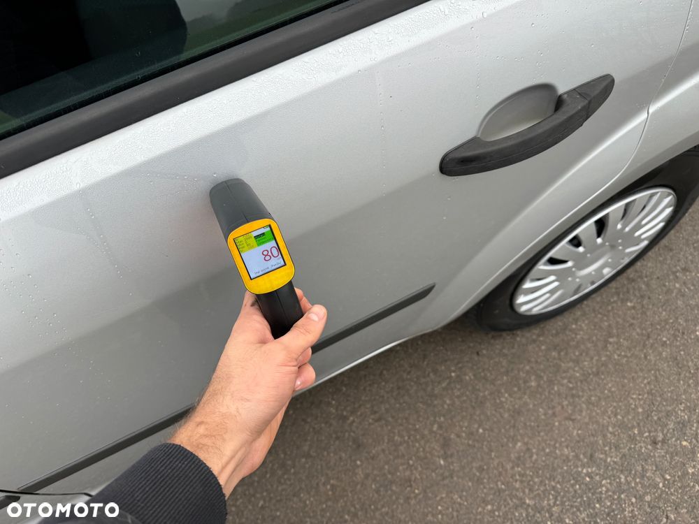 Ford Focus 1.6 16V Trend - 13