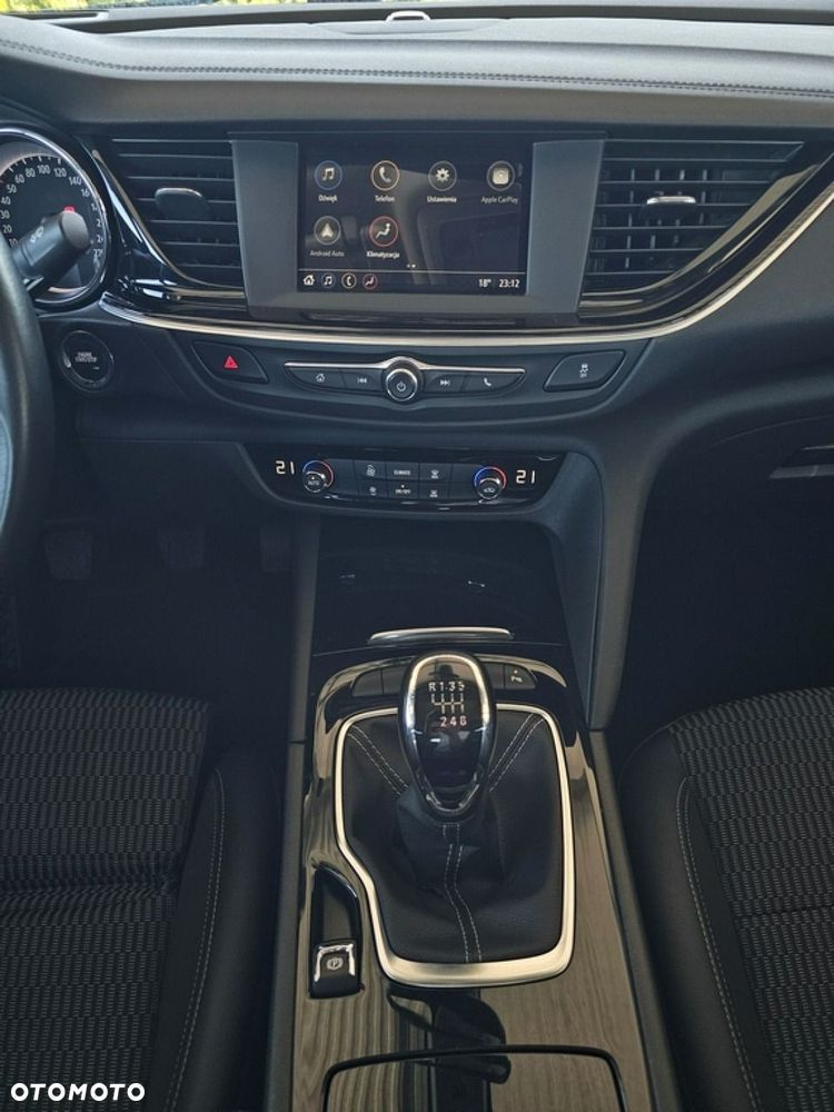 Opel Insignia - 17