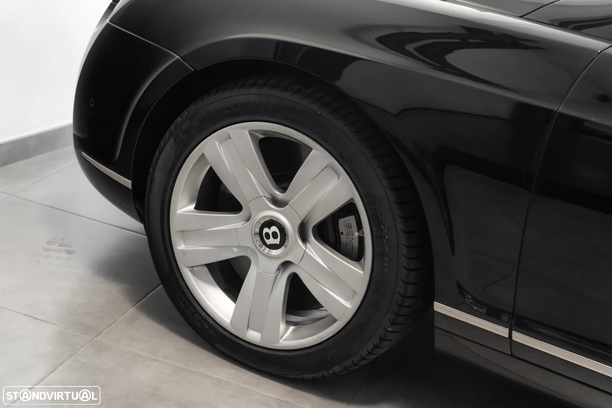 Bentley Continental GTC - 8