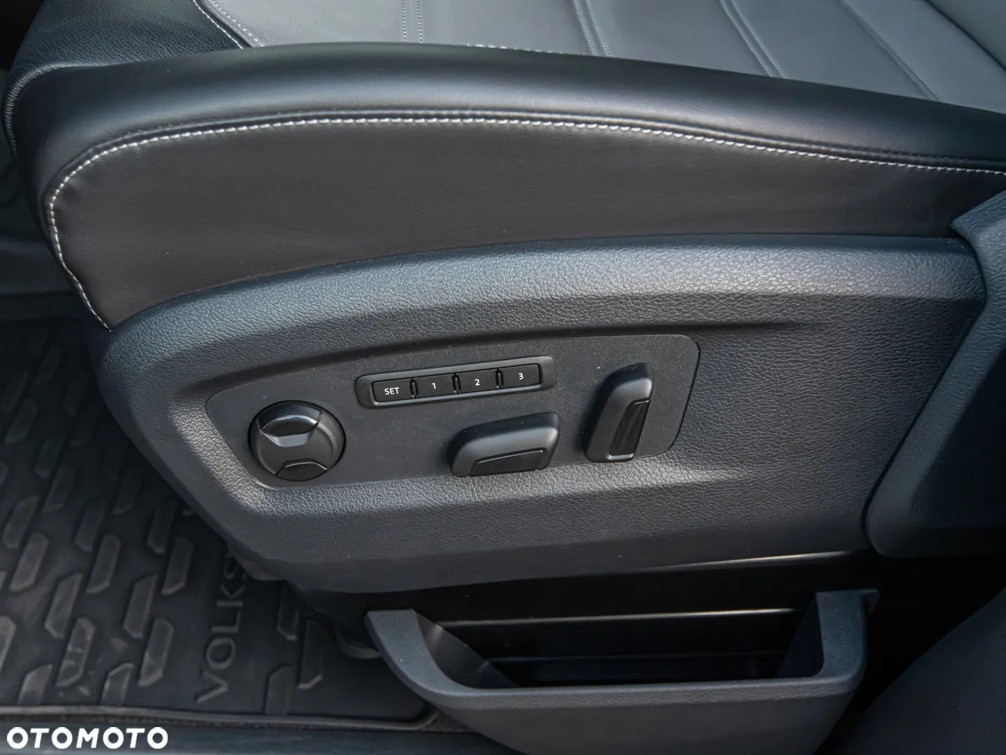 Volkswagen Multivan 6.1 2.0 TDI L1 Highline 4Motion DSG - 15
