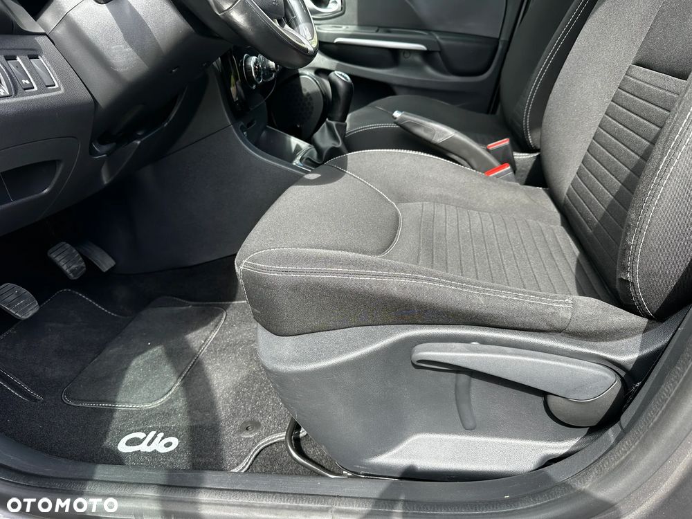 Renault Clio 1.2 16V Limited EU6 - 17