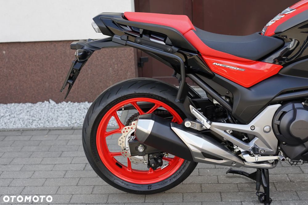 Honda NC - 5